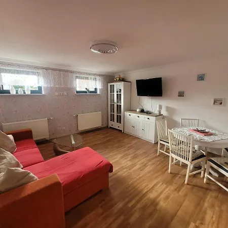 Ferienwohnung Schmidt Neu Sallenthin Exterior photo