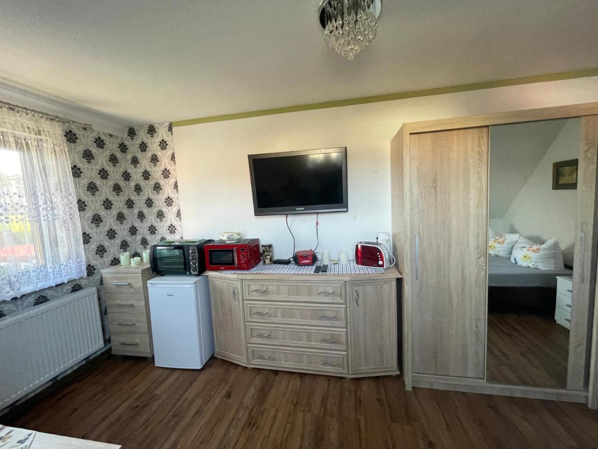 Schmidt Apartment